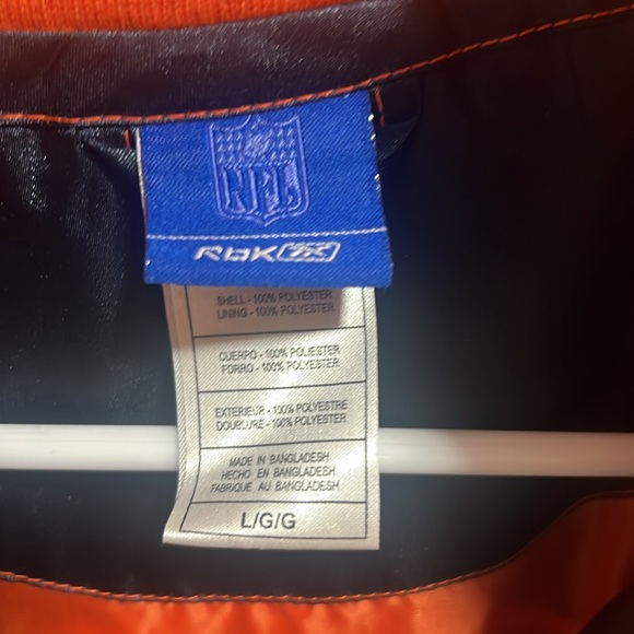 Chicago Bears bomber satin jacket size large Go Bears! - Picture 3 of 3